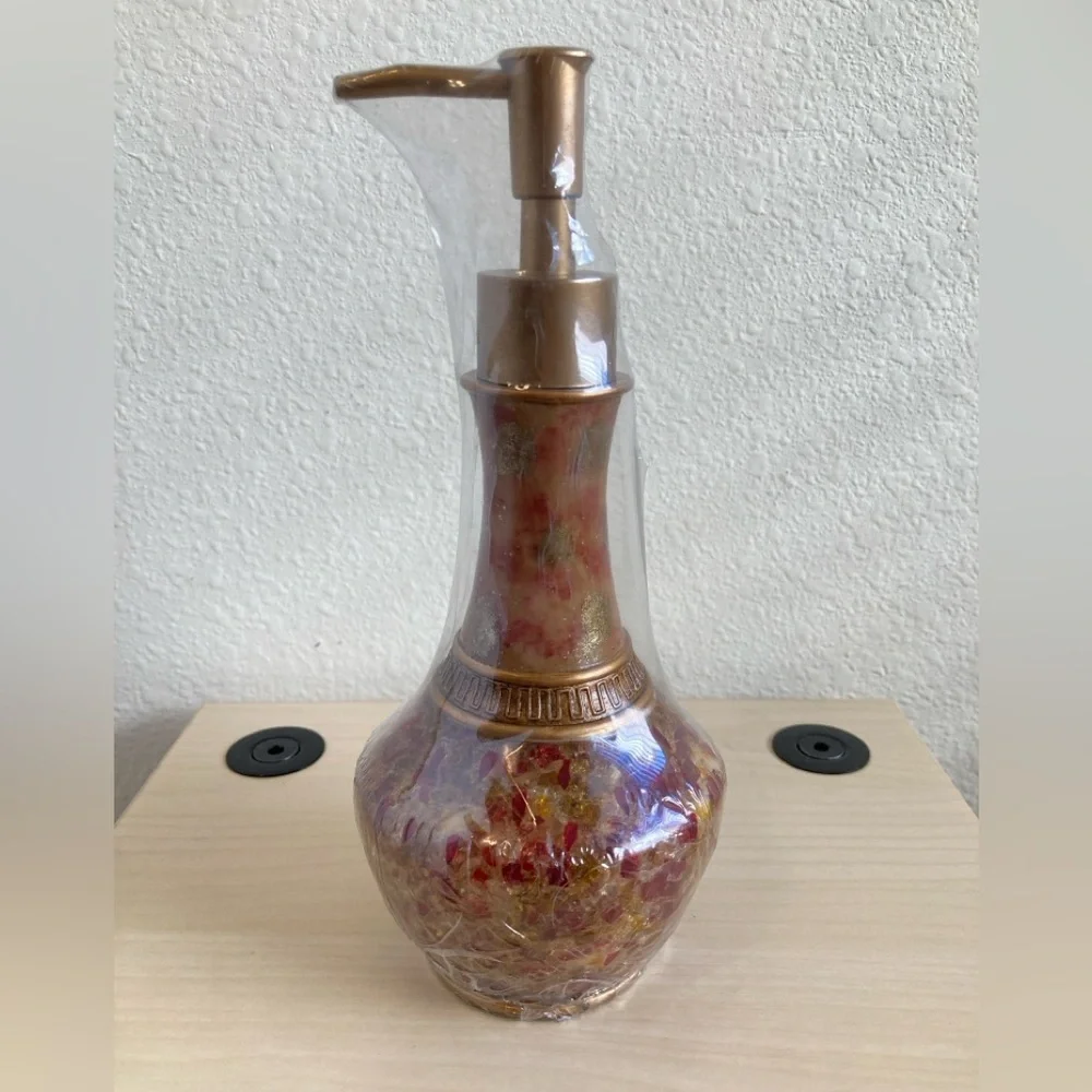 Warm-Toned Bathroom Accessory Set Soap Dispenser Toothbrush Holder Dish